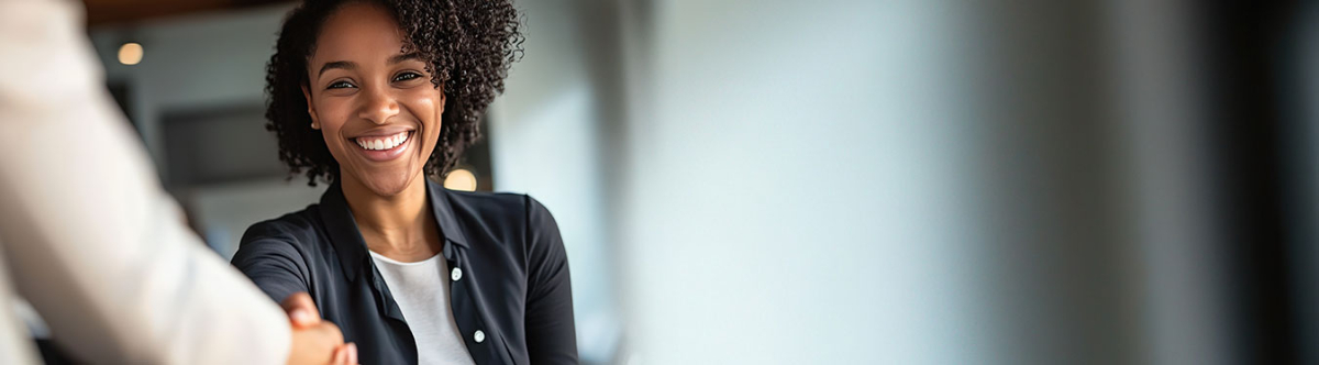 Groupe de candidats en attente de leur entretien d'embauche