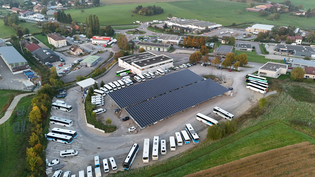 dji_fly_20251008_185836_0019_1759947203359_photo